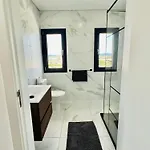 Pombal - Luxury With Private Pool And Castle View