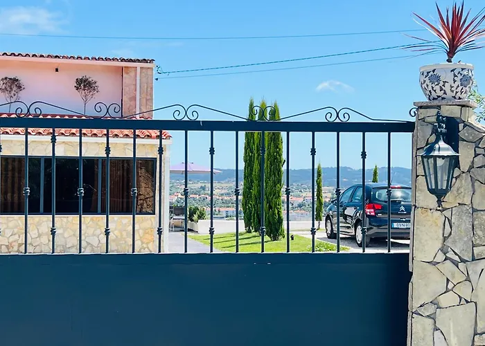 Pombal - Luxury With Private Pool And Castle View Villa