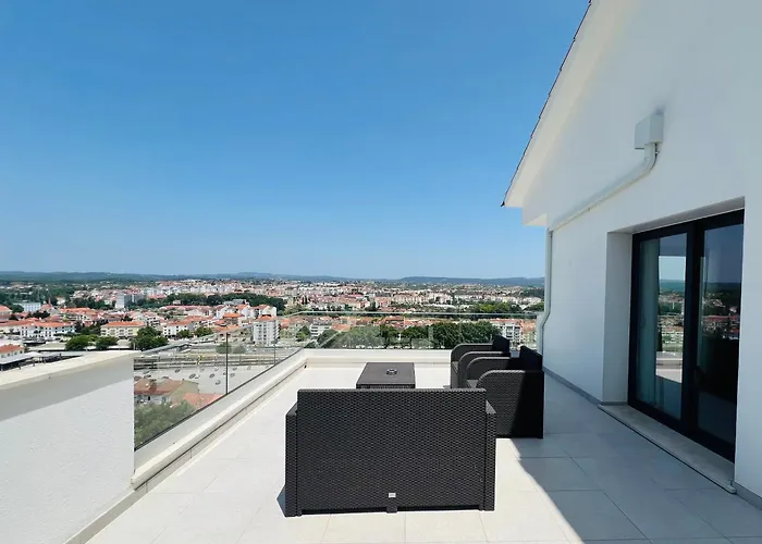 Pombal - Luxury With Private Pool And Castle View * Tomar