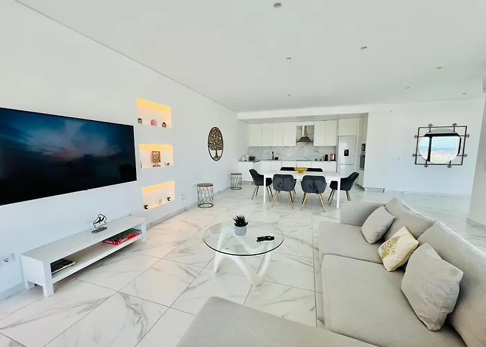 Pombal - Luxury With Private Pool And Castle View טומאר